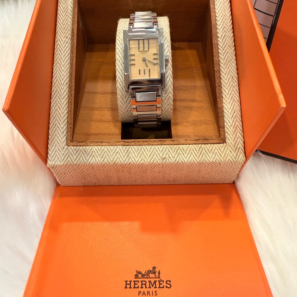 HERMES Ladies' Watch - Picture 2 of 12